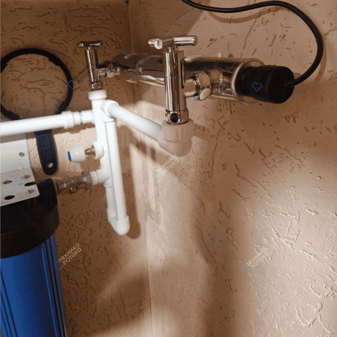 Фотоотчёт по установке фильтров УФ лампы для воды